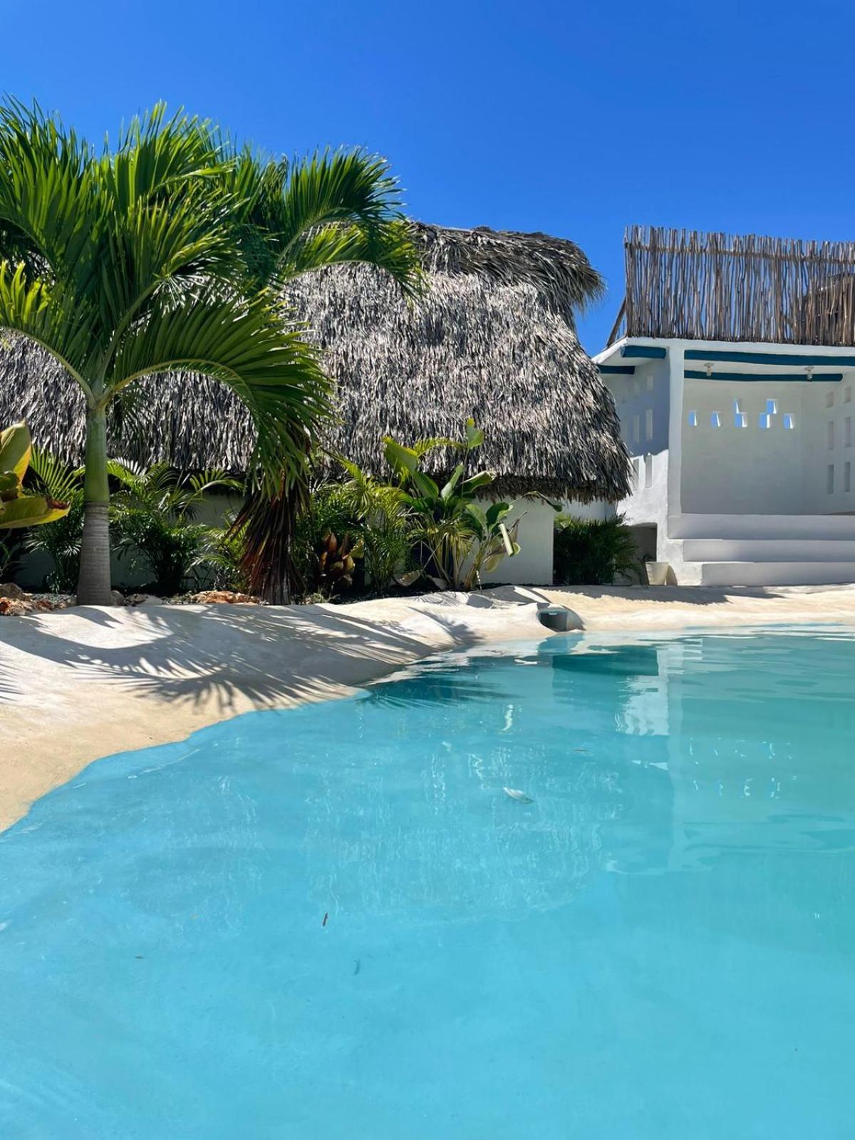 Blue Beach Eco-Hotel By Sanfabini Баяхибе Екстериор снимка
